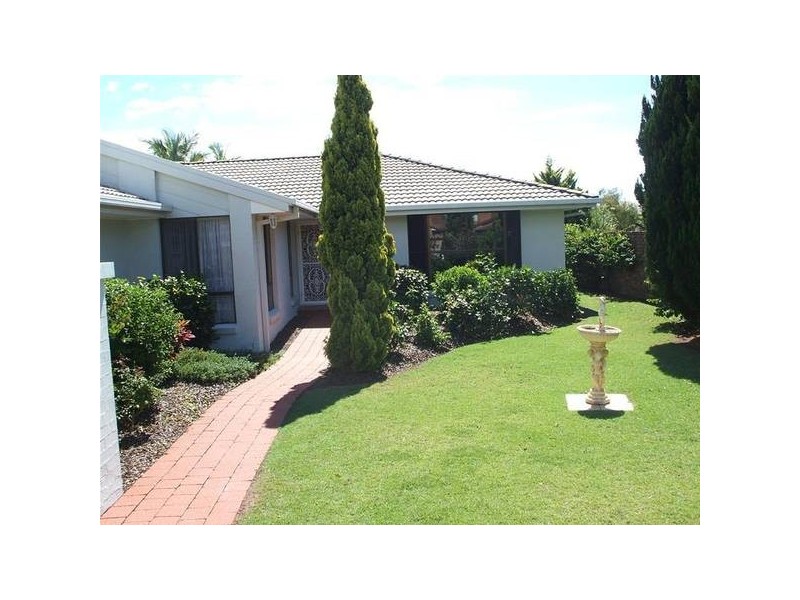 209 Markeri Street, Mermaid Waters QLD 4218