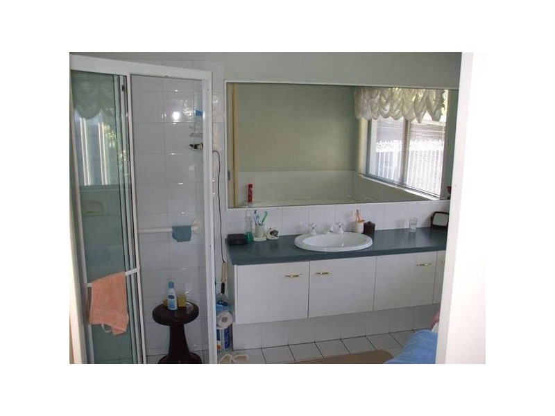 209 Markeri Street, Mermaid Waters QLD 4218