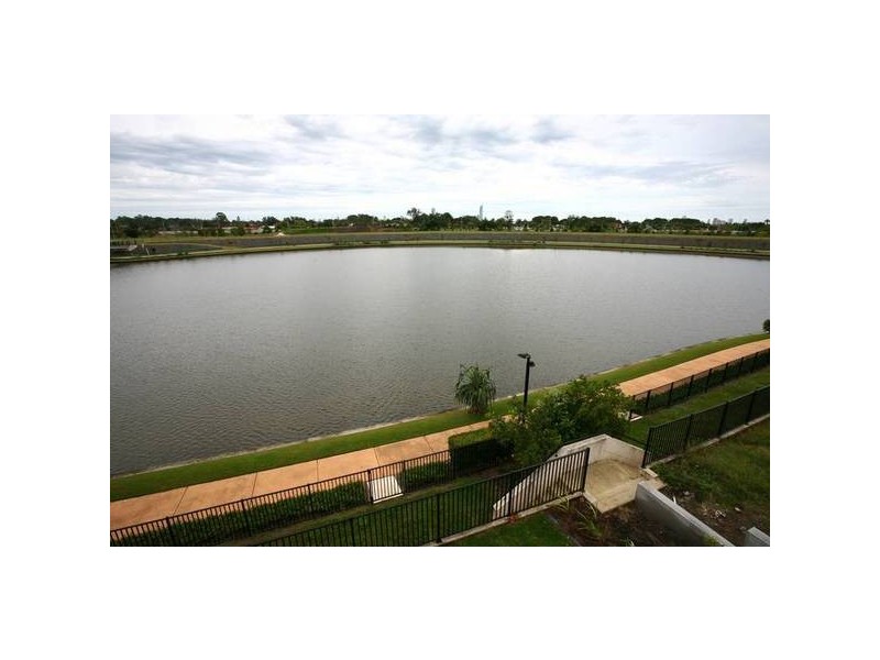 Carrara QLD 4211