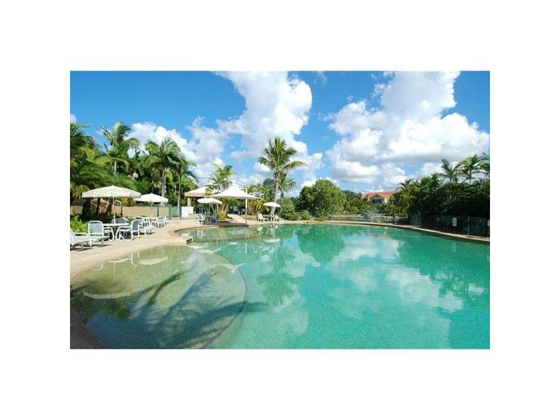 Clear Island Waters QLD 4226