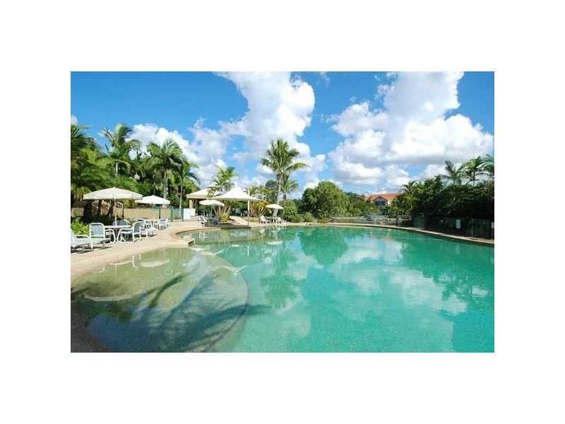 Clear Island Waters QLD 4226