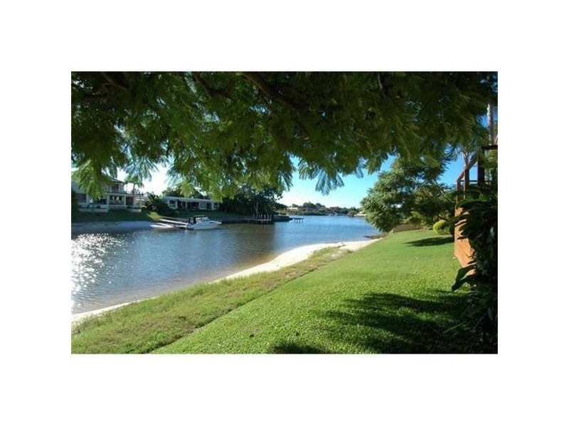 Broadbeach Waters QLD 4218