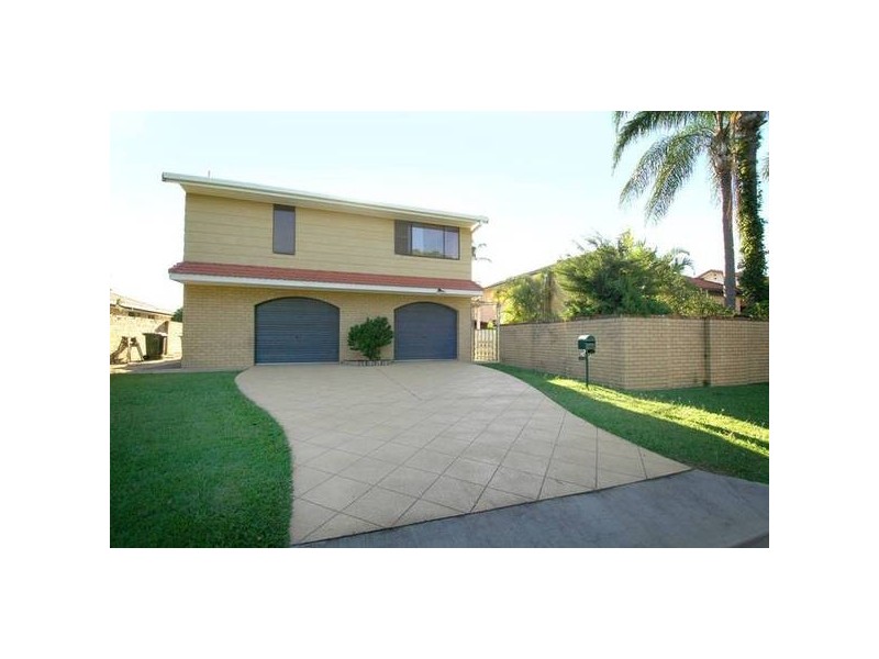 Broadbeach Waters QLD 4218