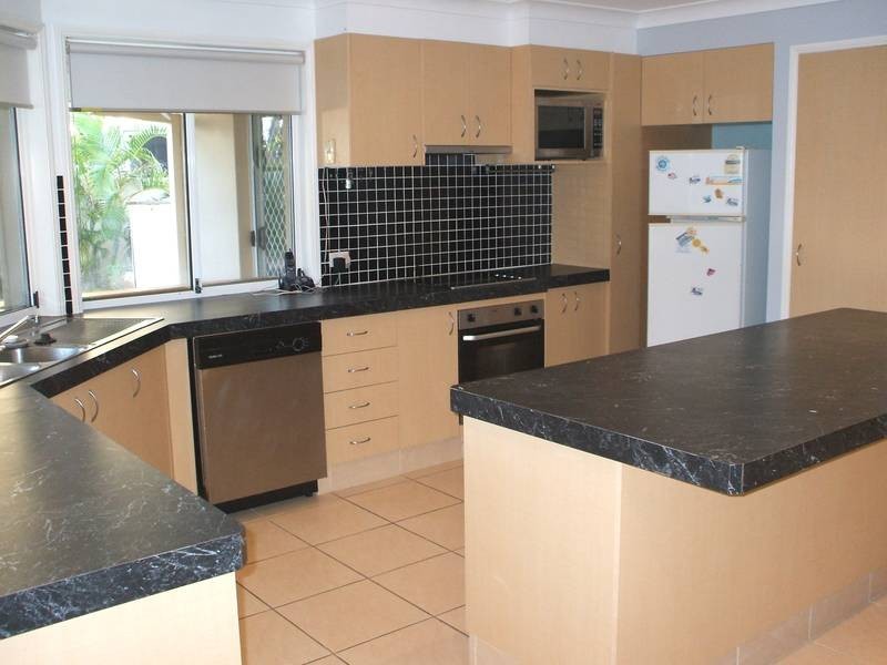 54 CAYMAN DRIVE, Clear Island Waters QLD 4226