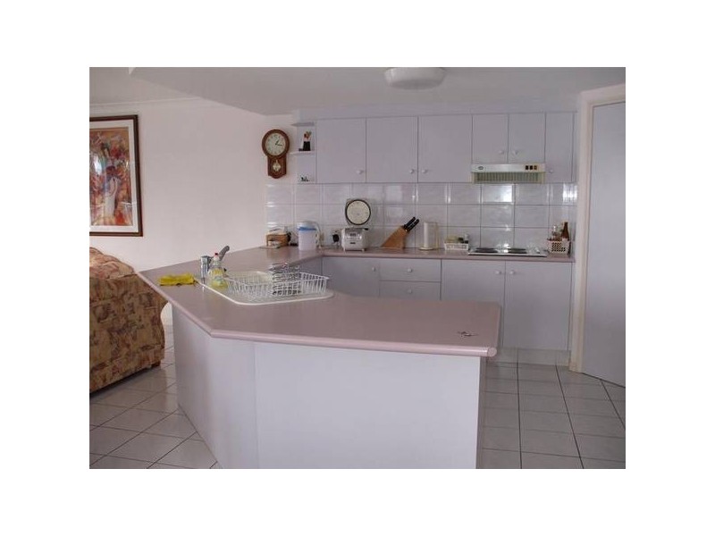 Clear Island Waters QLD 4226