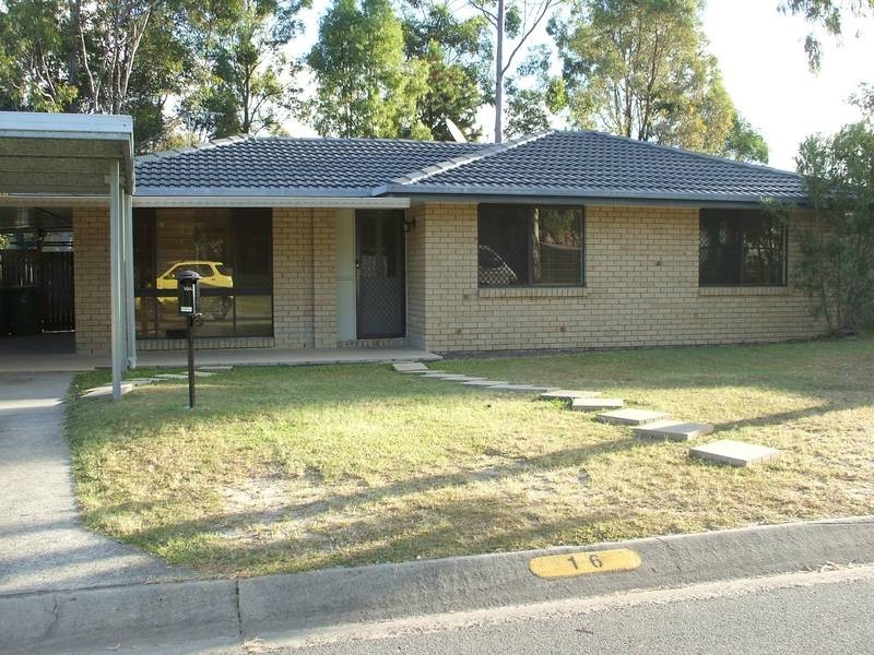 16 Levestam Court, Carrara QLD 4211