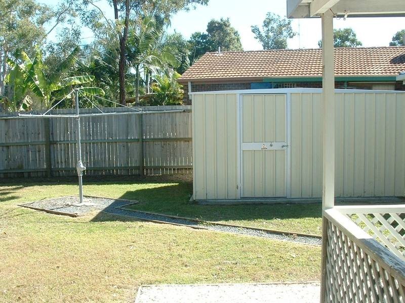 16 Levestam Court, Carrara QLD 4211