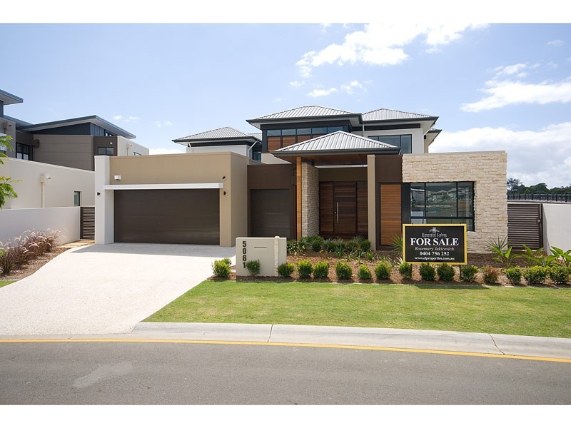 5061 Emerald Island, Carrara QLD 4211