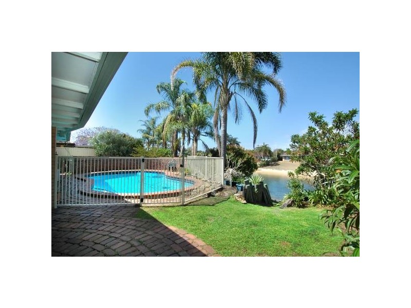 Broadbeach Waters QLD 4218