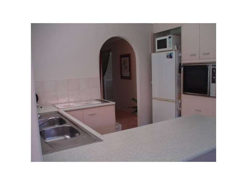 Broadbeach Waters QLD 4218