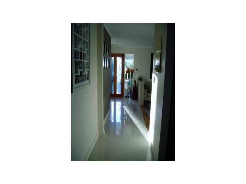 15 Curacao Place, Clear Island Waters QLD 4226