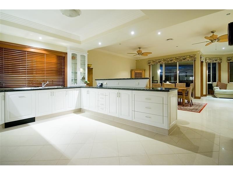 11 Istana View, Clear Island Waters QLD 4226