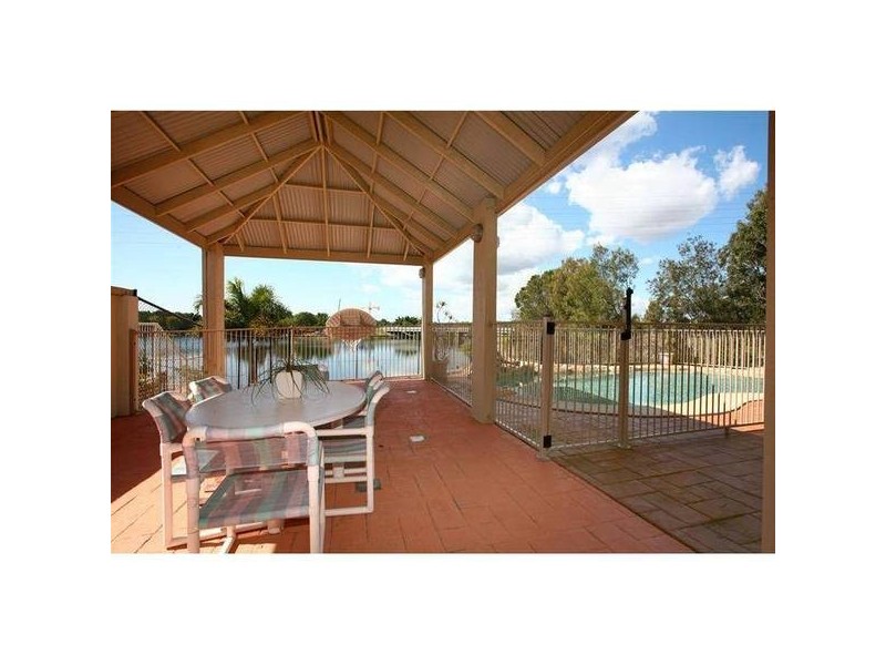 59 Port Jackson Boulevard, Clear Island Waters QLD 4226