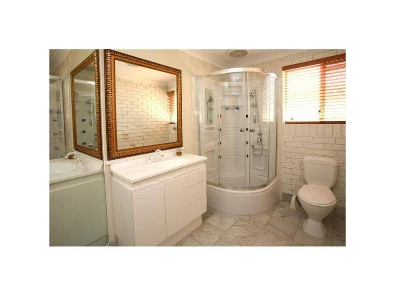 59 Port Jackson Boulevard, Clear Island Waters QLD 4226