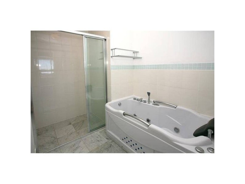 59 Port Jackson Boulevard, Clear Island Waters QLD 4226