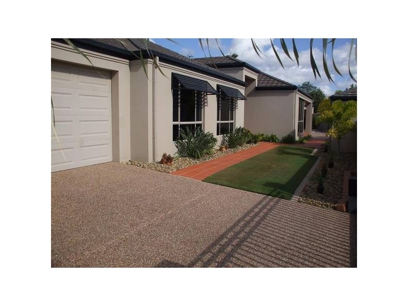 6 Montserrat Court, Clear Island Waters QLD 4226