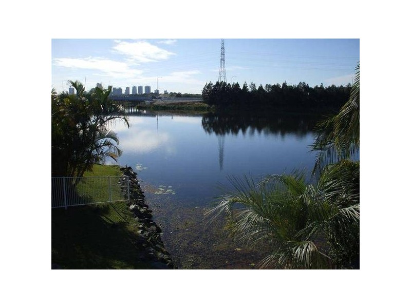 Clear Island Waters QLD 4226