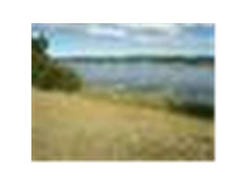 Clear Island Waters QLD 4226