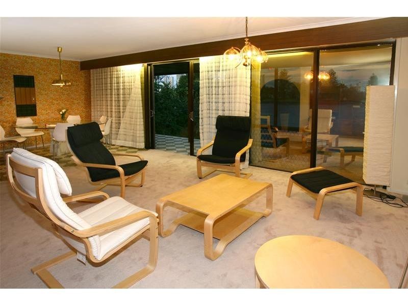 23 The Promenade, Isle Of Capri QLD 4217