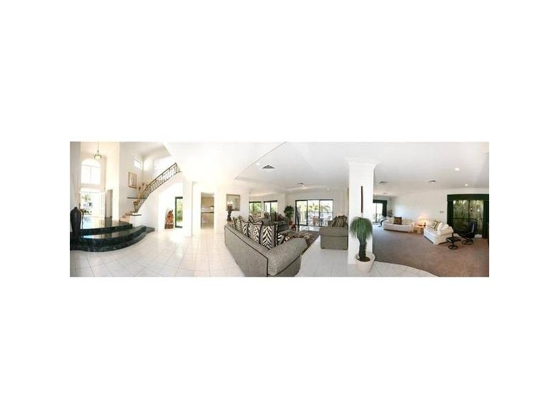 59 Bollard Circuit, Clear Island Waters QLD 4226