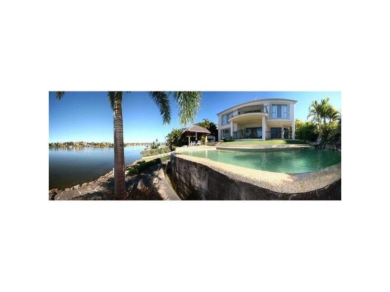 59 Bollard Circuit, Clear Island Waters QLD 4226