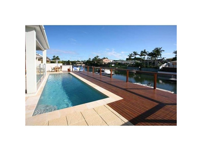 Broadbeach Waters QLD 4218