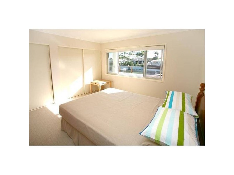 Broadbeach Waters QLD 4218