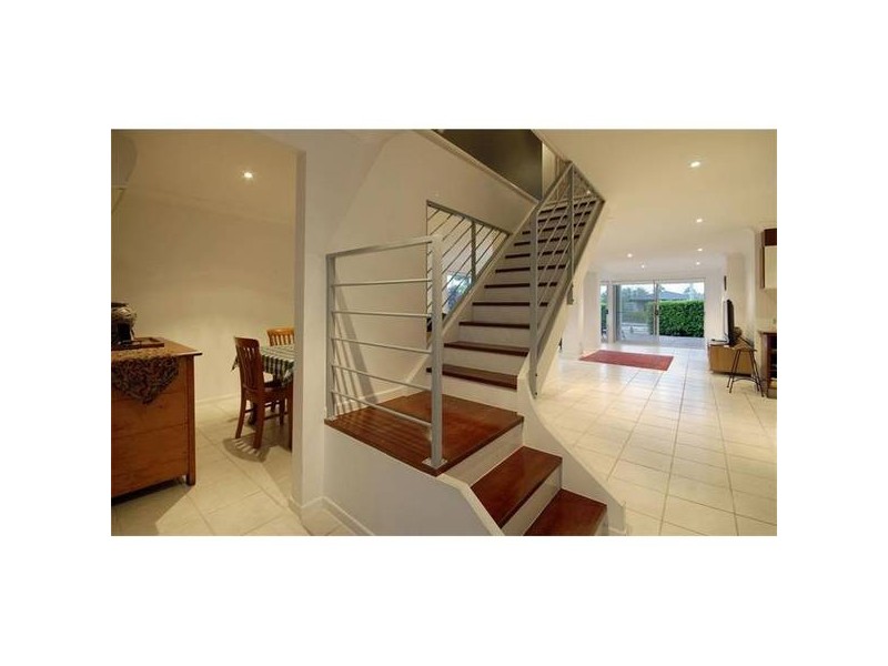 7 San Michele Court, Broadbeach Waters QLD 4218