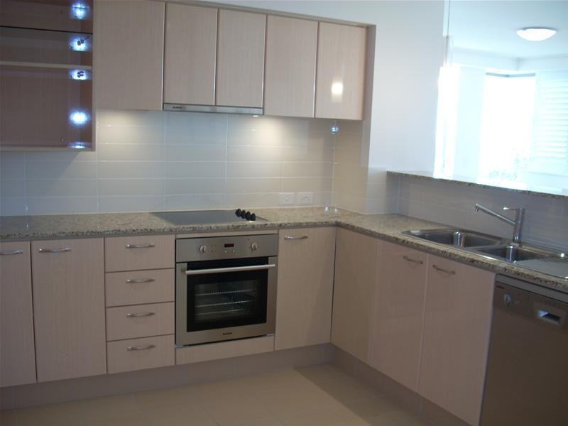 285/8 The Promenade Avenue, Robina QLD 4226