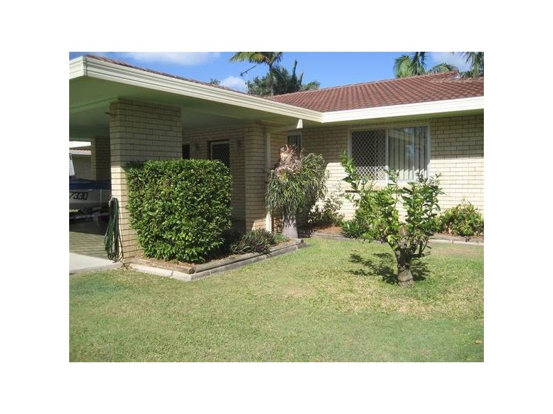 Broadbeach Waters QLD 4218