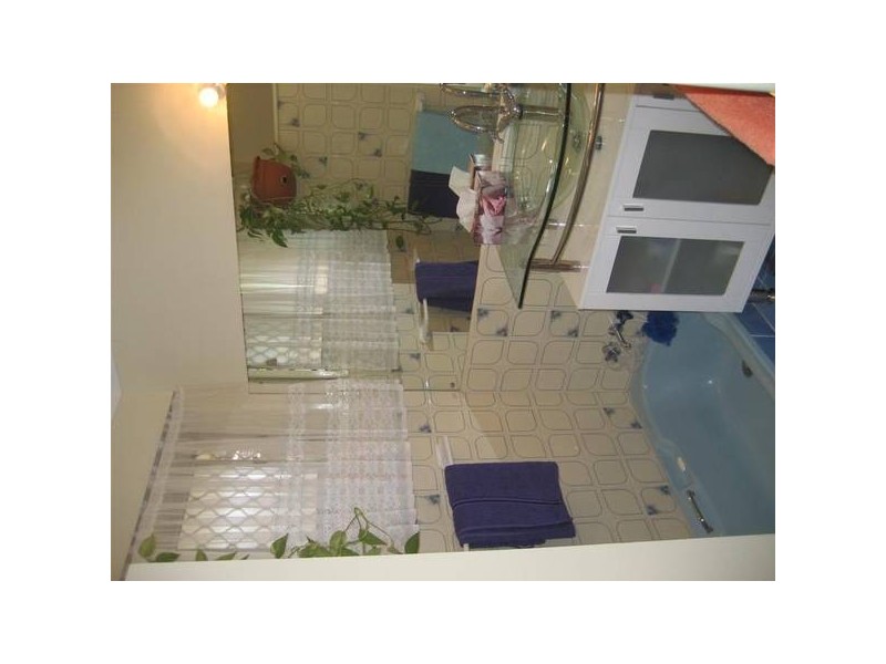 Broadbeach Waters QLD 4218