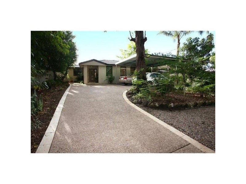 Broadbeach Waters QLD 4218