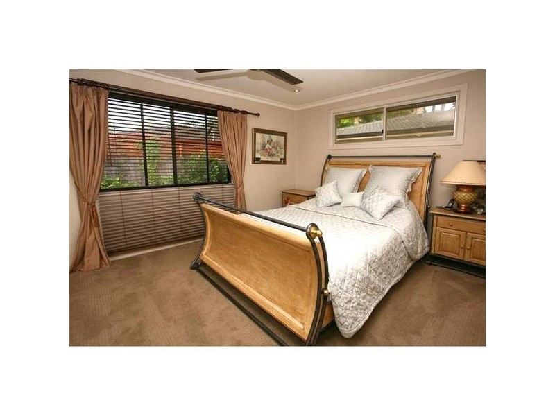 Broadbeach Waters QLD 4218