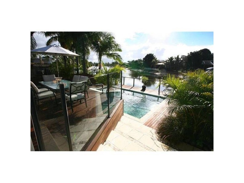 Broadbeach Waters QLD 4218