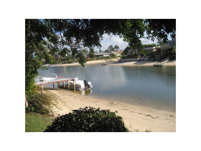 Broadbeach Waters QLD 4218