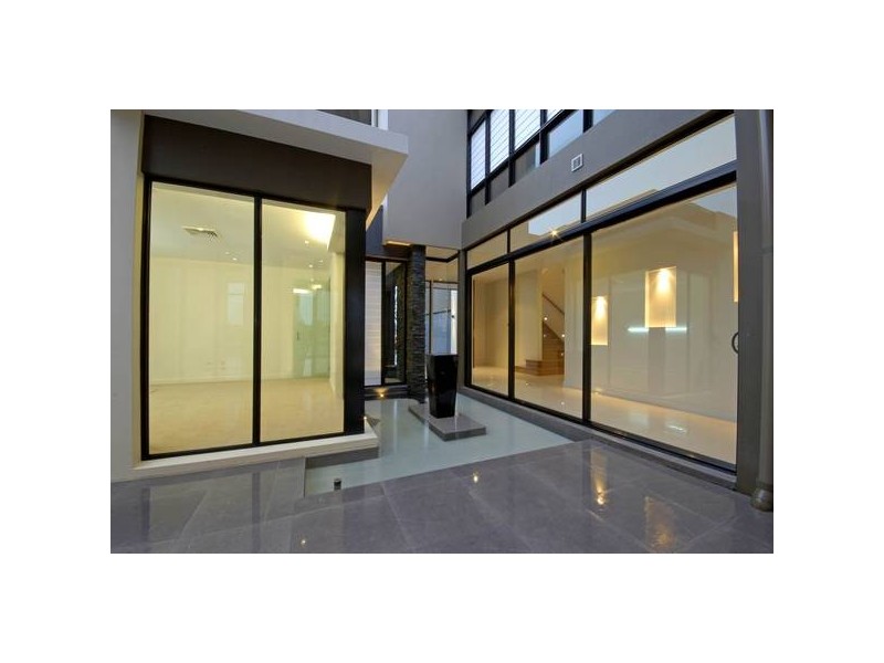 5059 Emerald Island Drive, Carrara QLD 4211