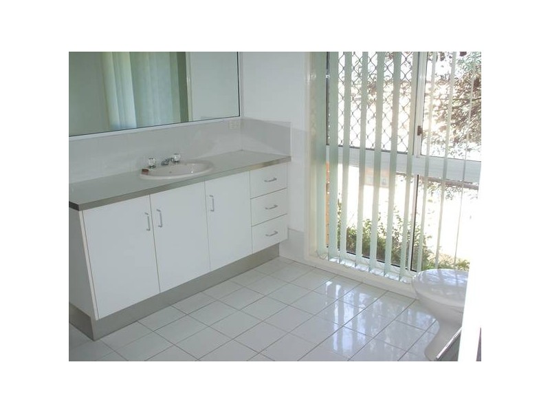 4 BOTHWELL STREET, Robina QLD 4226