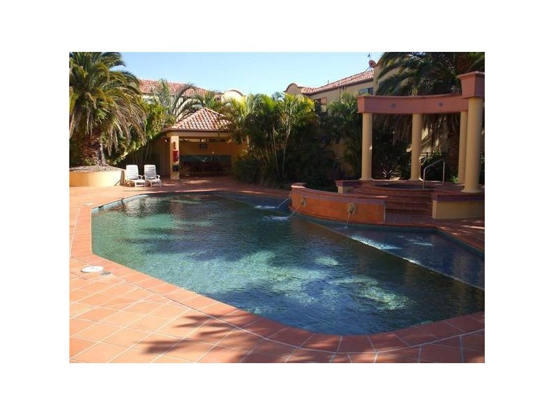 Robina QLD 4226