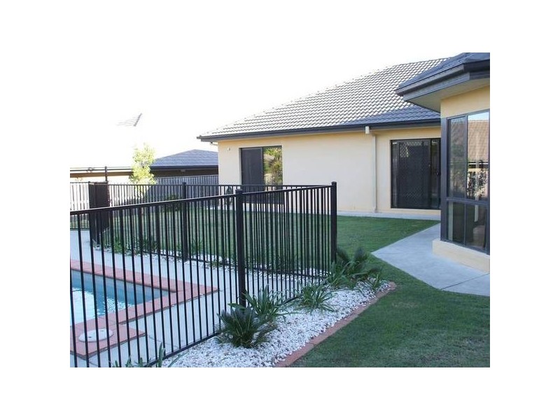 9 BELMONT DRIVE, Varsity Lakes QLD 4227