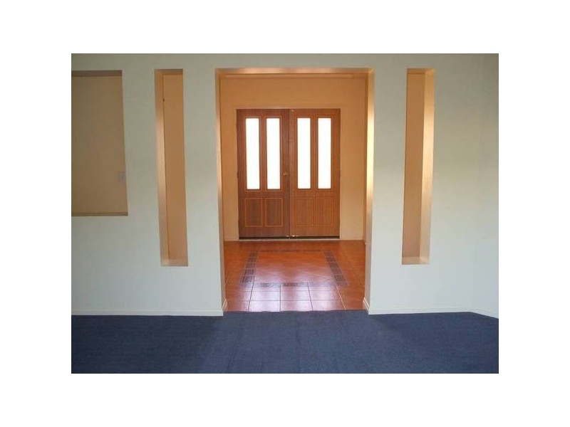 9 BELMONT DRIVE, Varsity Lakes QLD 4227