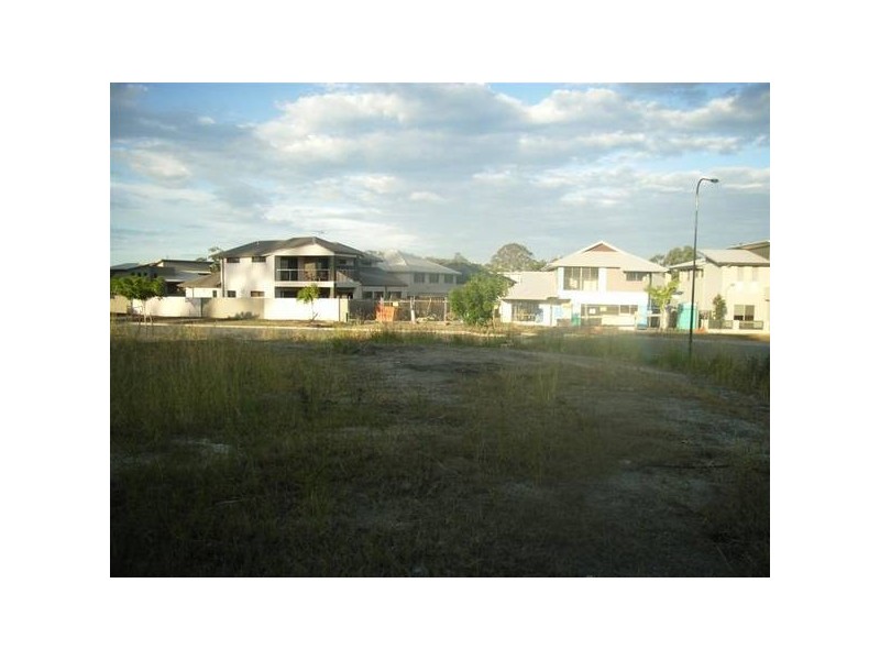 Varsity Lakes QLD 4227