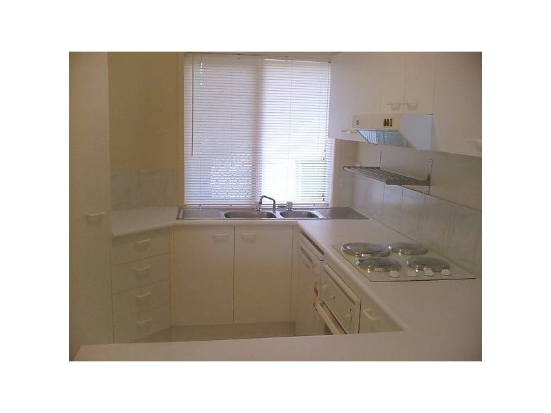 10/6 LOWOOD COURT, Varsity Lakes QLD 4227