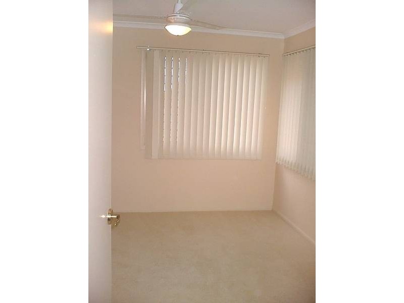 10/6 LOWOOD COURT, Varsity Lakes QLD 4227