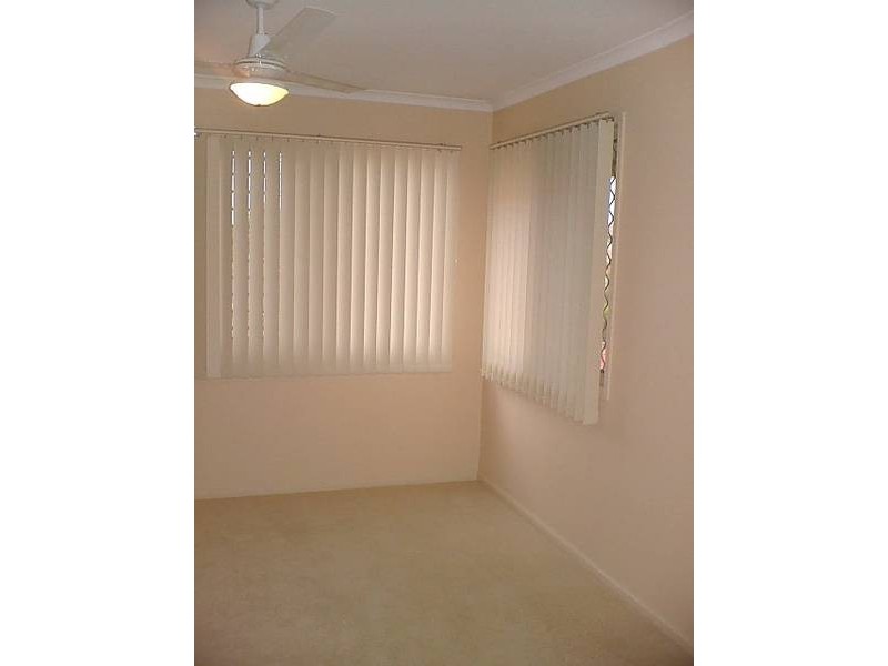 10/6 LOWOOD COURT, Varsity Lakes QLD 4227