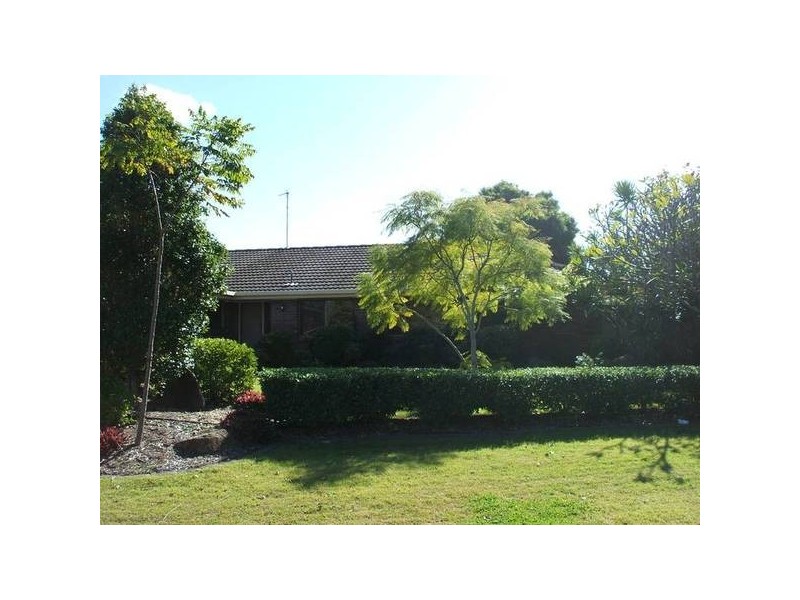 8 Wagin, Mermaid Waters QLD 4218