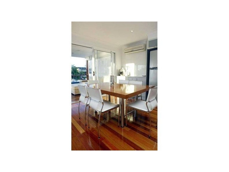 12 Cypress Drive, Broadbeach Waters QLD 4218