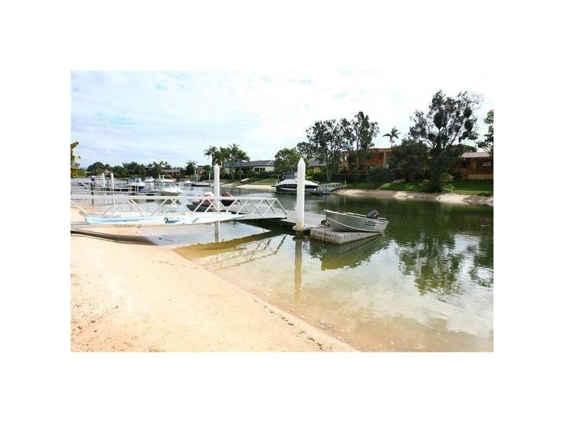 12 Cypress Drive, Broadbeach Waters QLD 4218