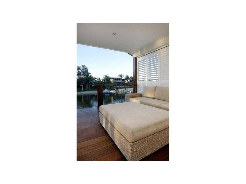 12 Cypress Drive, Broadbeach Waters QLD 4218