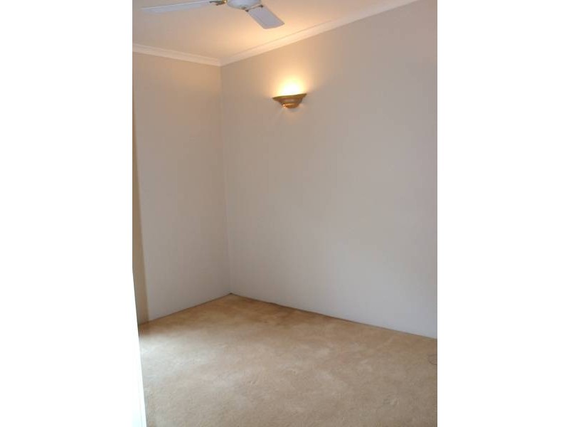 15 BAHIA Crt, Broadbeach Waters QLD 4218