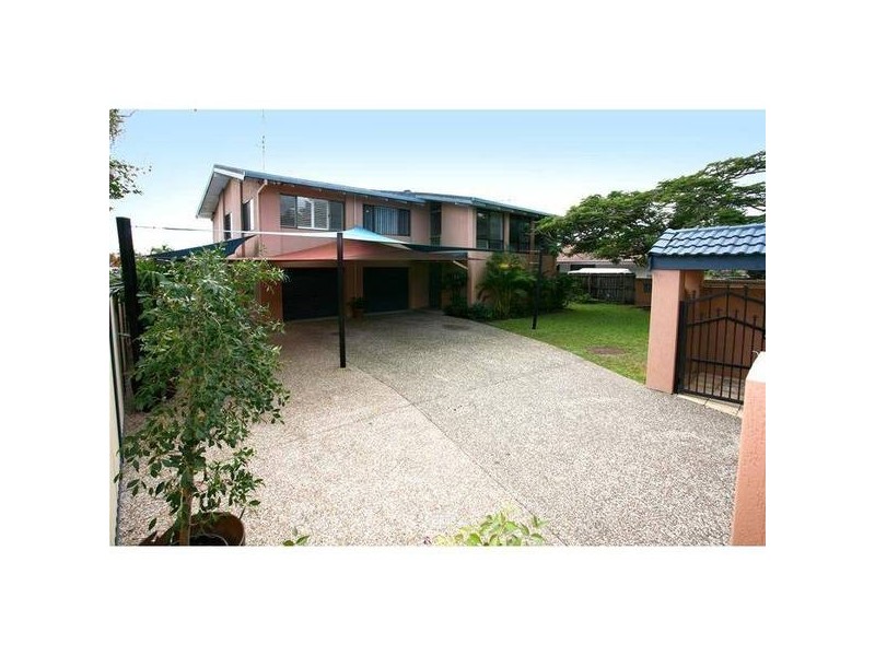 8 Cypress Drive, Broadbeach Waters QLD 4218